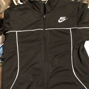 Nike Jackets & Coats - NIKE youth jacket large 14-16 Nike Jackets & Coats - NIKE youth jacket large 14-16